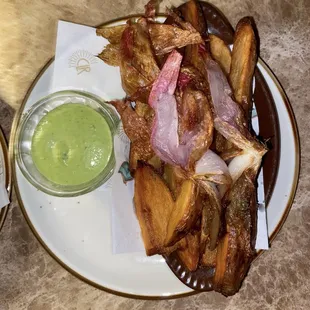 ROSEMARY SHALLOT CHUNKY FRIES