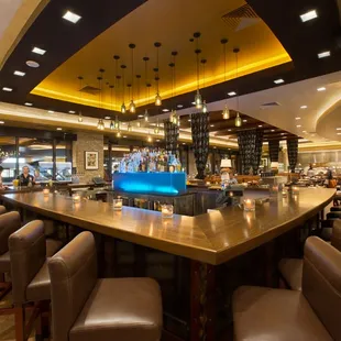 sushi and sashimi, interior