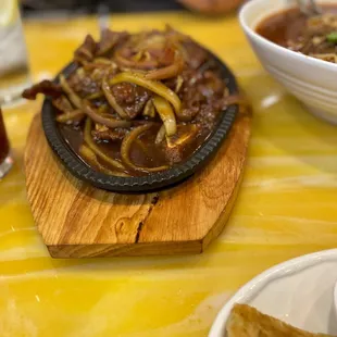 Teppan Sichuan Pepper Beef Ribs