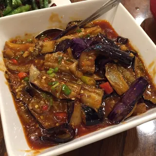 Sauteed Eggplant with Spicy Garlic Sauce