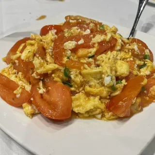 Stir-Fried Egg with Tomato