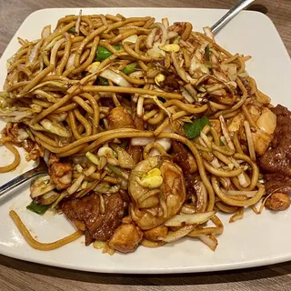 Combination Chow Mein