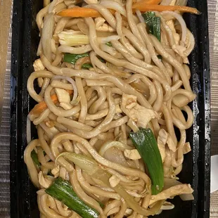 Chicken Lo Mein