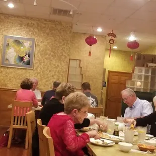 Dining area- 4 booths,  7 tables