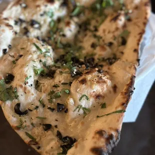 Olive garlic naan