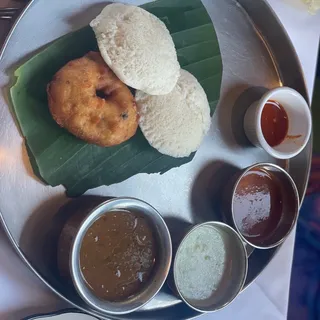 Idli Vada