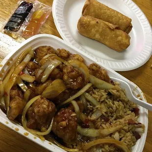 General Tso&apos;s Chicken with Pork Egg Roll