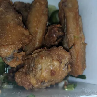 Salt and Pepper Chicken Wings