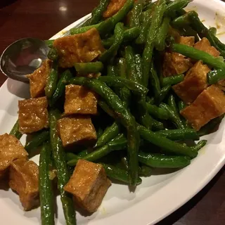 Curry String Bean with Fried Tofu