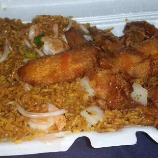 Shrimp fried rice + chicken wings