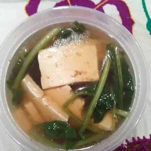 Spinach and Bean Curd Soup