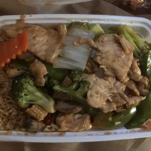 Chicken with vegetables and pork fried rice.