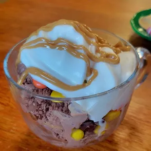 #4 - Diane&apos;s Delight. Chocolate Peanut Butter ice cream with Reeses Pieces.