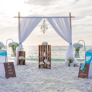 Beautiful Rustic Beach Wedding in Tampa Bay Fl