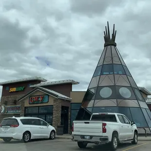 Woo-hooo a new brilliant Indian space-tent!