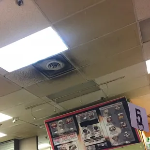 Yikes! Someone needs to do some serious cleaning! The floors aren't any better :(