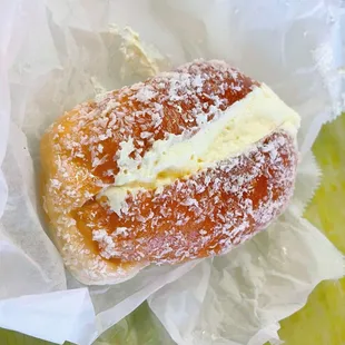 Cream bun