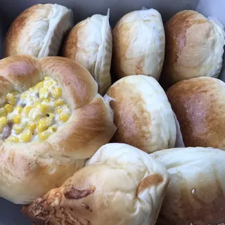 3 Hot Dog Bun