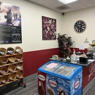 Bacon, feeding interval, here...