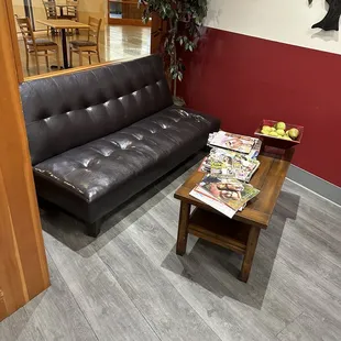 Where I sat to wait to receive order