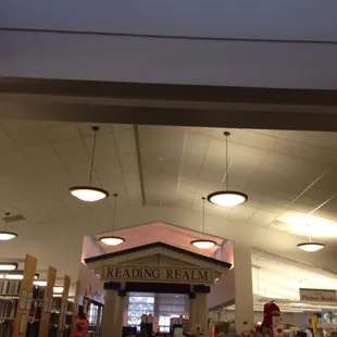 Reading Realm