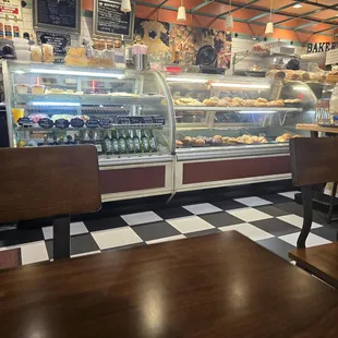 Cute little delu cafe