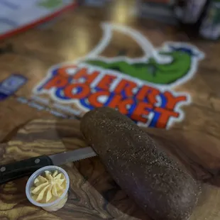 Table bread is a solid plus!