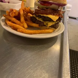 Double Trump Burger! Whoa.