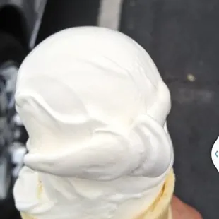 Who can resist our fabulous vanilla custard! Yum