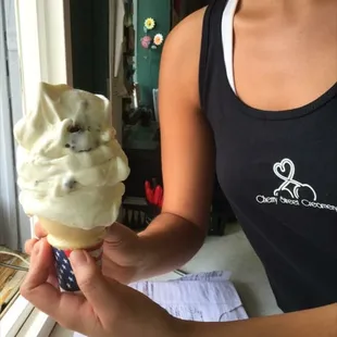 Such a great flavor for the first day of summer,  YELLOW BROWNIE CAKE BATTER.