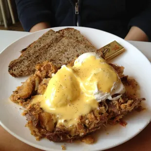 Poached eggs and salmon hash