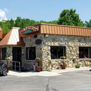 Storefront for Cheryl's Place