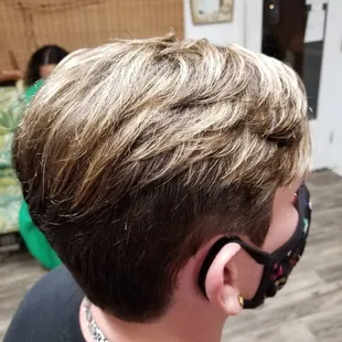 Men&apos;s Highlights are available,  361-229-2091