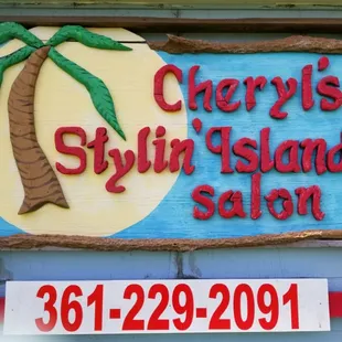Rockport Hair Salon that specializes in Men and Women&apos;s cuts and styles , Colors,  Hilites, Perms , and Facial waxing