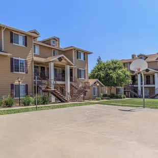 Chesapeake Bay Apartments