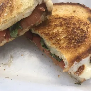 Caprese grilled cheese