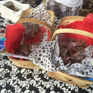 Fresh, organic dog treats.  Gluten free