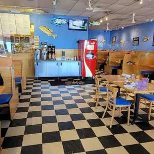 Dining room. Self-serve beverage area.