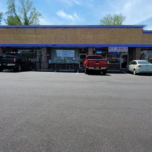 View from the road. The restaurant is at the left end. Outside renovations were completed. I will need to update this photo.
