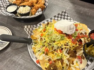 Tuttle's Eat Bowl Play