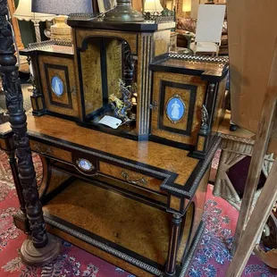 Lots of super classical furniture... for that Mary Lincoln Todd or Marie Antoinette streak in you!