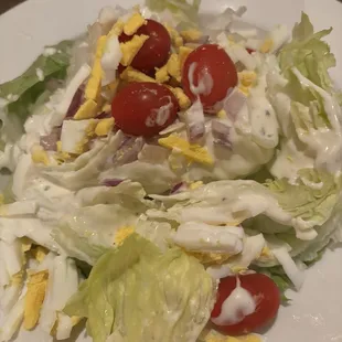 Wedge salad (no bacon)