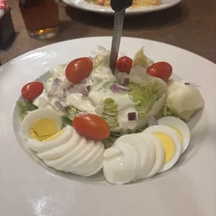Wedge salad (extra egg no bacon)