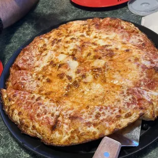 12" cheese pizza w extra cheese