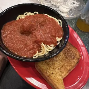 Pasta and meatballs