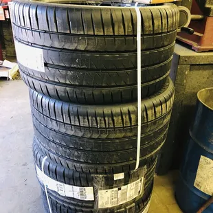 Thanks Tire Rack for getting these new shoes  to Chet's