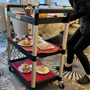 Bad idea to put food on bottom tray, since it's only inches from the floor.