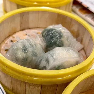 Shrimp spinach dumpling