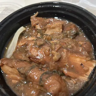 1-16. Braised Pork Belly and Preserved Veggie in Clay Pot