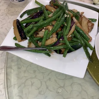 J23. String Beans and Eggplant with Garlic